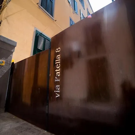 Casa Felix Salerno