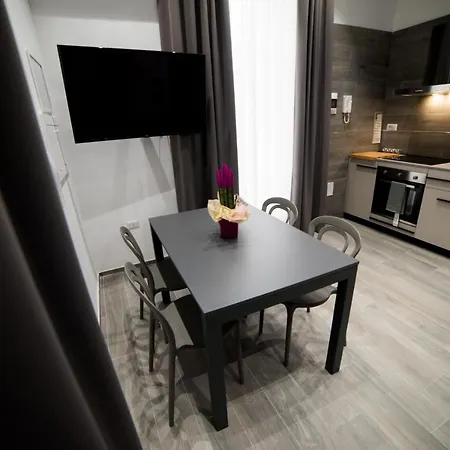 Apartment Casa Felix Salerno